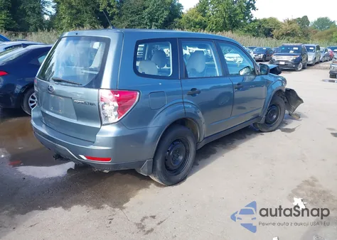 2009 Subaru Forester 2.5X z USA, uszkodzony, nr VIN JF2SH616X9H772111